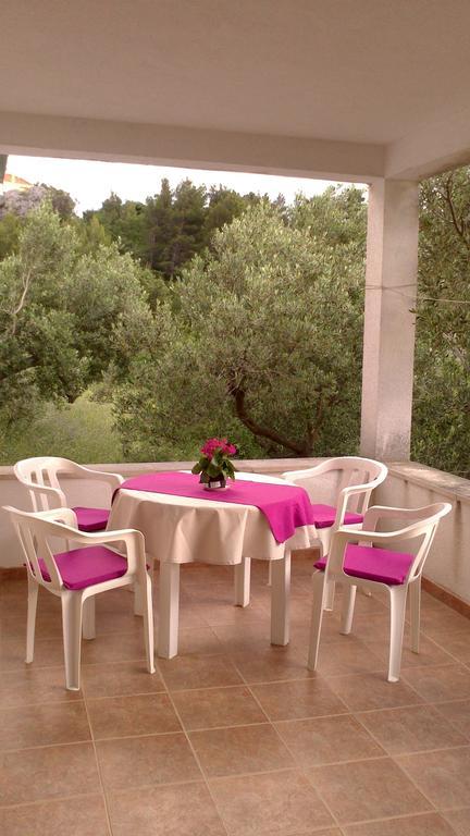 Holiday Home Oliveta Brela Kamer foto